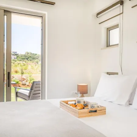 Beachfront Nymphes Aigli, Brand New With Pool, Children Area & Bbq *